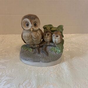 VINTAGE 1970s UCGC Owls Figurine Adult & 2 Babies Bisque Porcelain Wildlife Bird